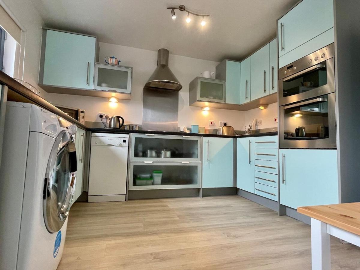 Family Friendly Maritime Apartment Swansea Esterno foto