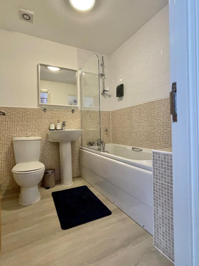 Family Friendly Maritime Apartment Swansea Esterno foto